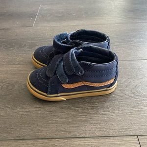 Good condition navy Van’s